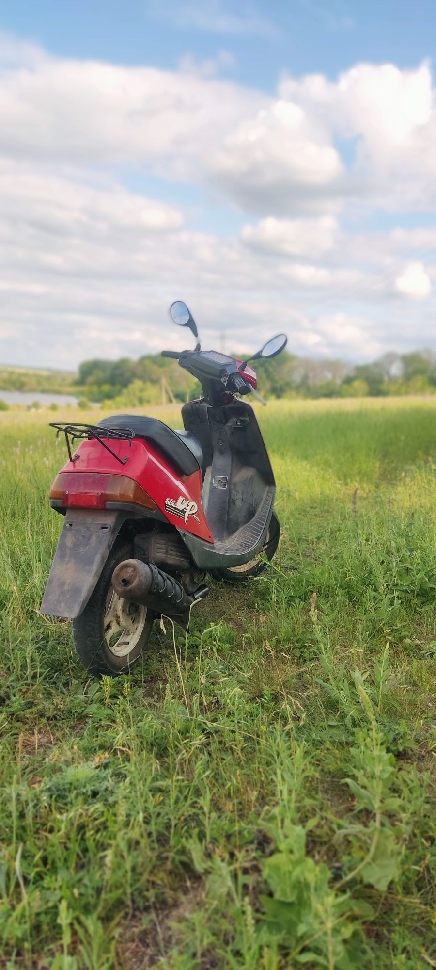 Продам скутер Suzuki 50 куб