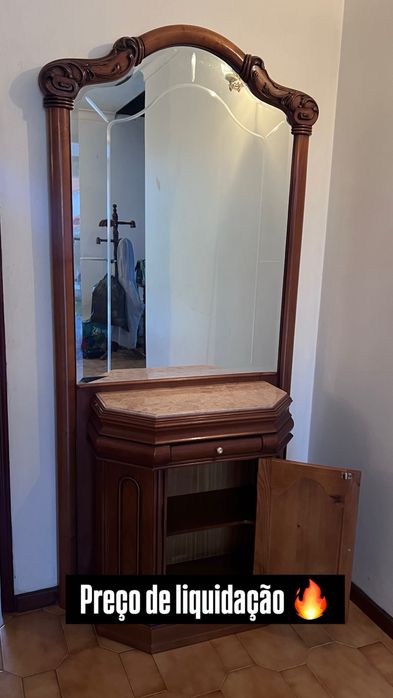 Vendo movel de entrada em madeira maciça e pedra