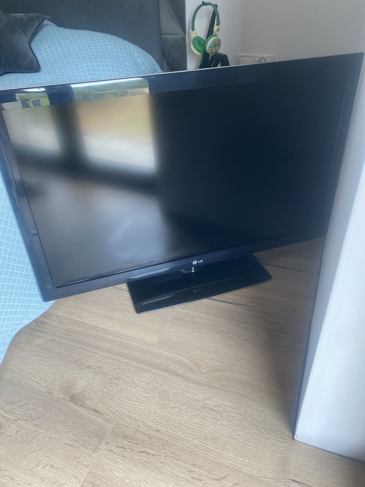 LG TV 32 cale  Sprzedam pilnie !