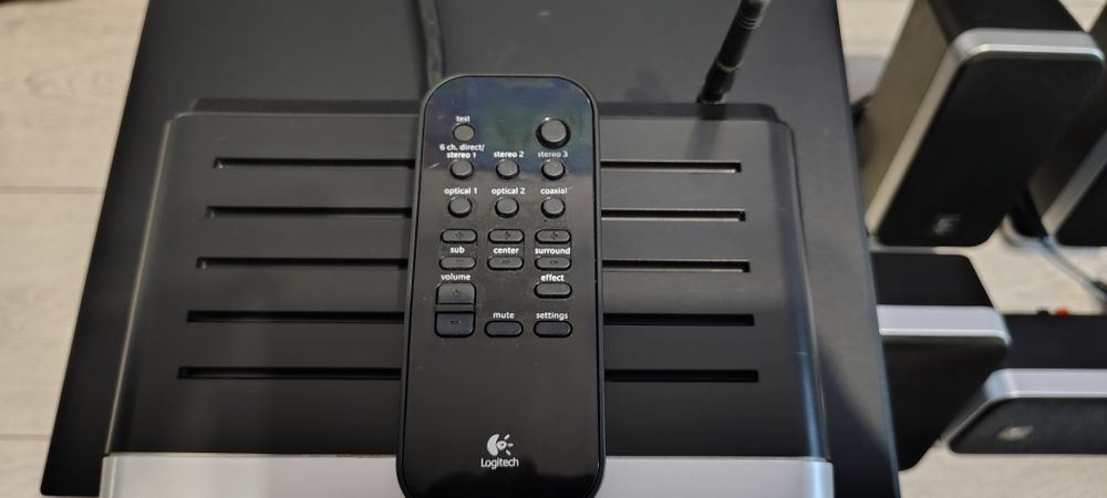 Logitech  z-5450