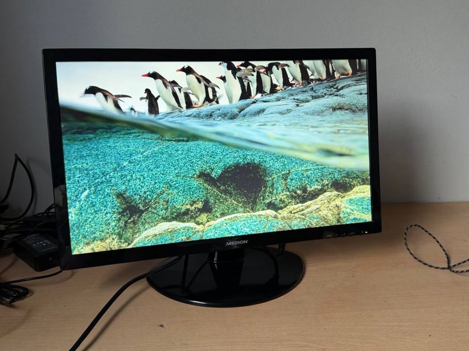 Монітор Medion – 24”, Full HD, TN, HDMI