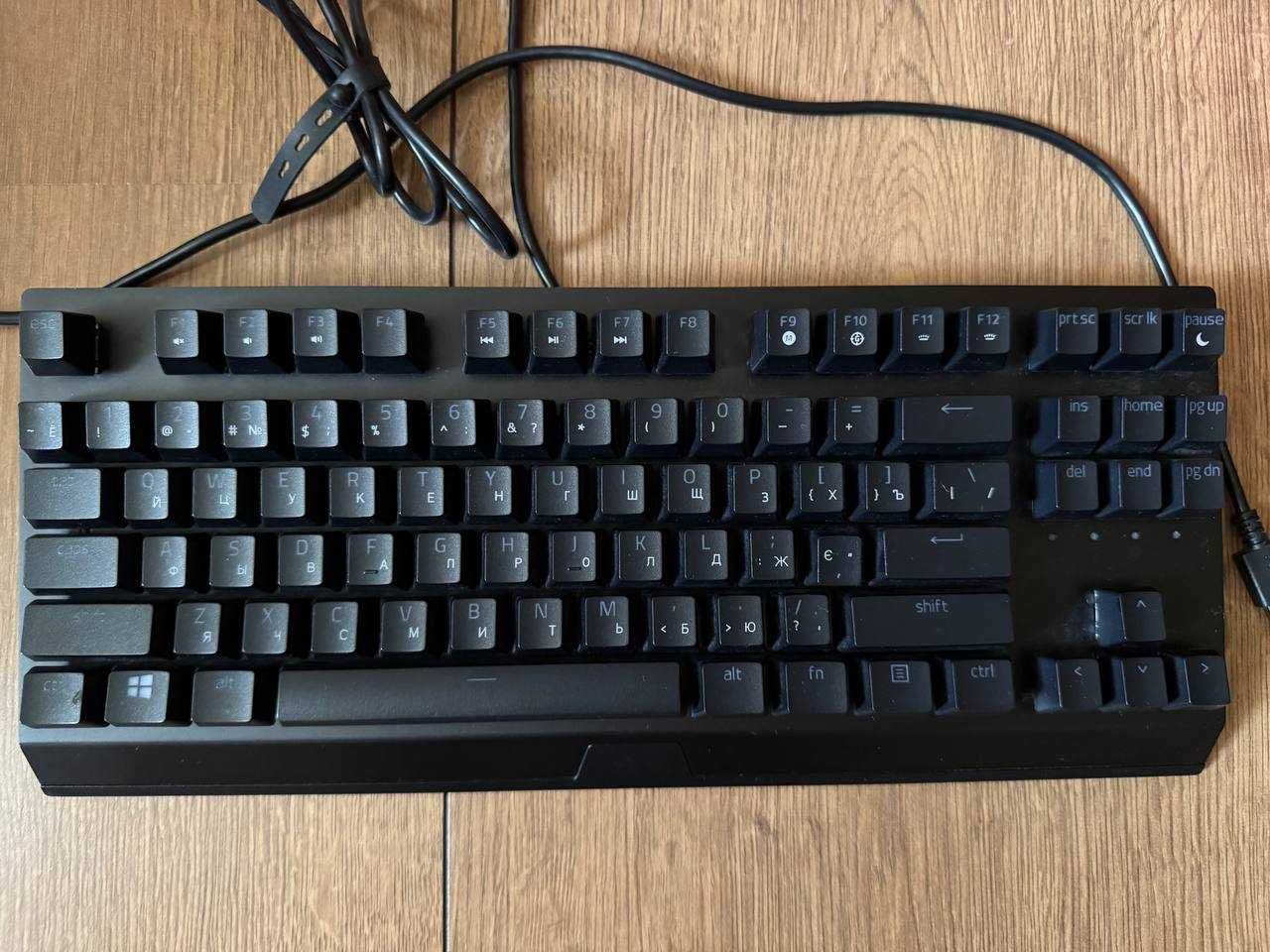 Продам клавіатуру Razer BlackWidow V3 TKL