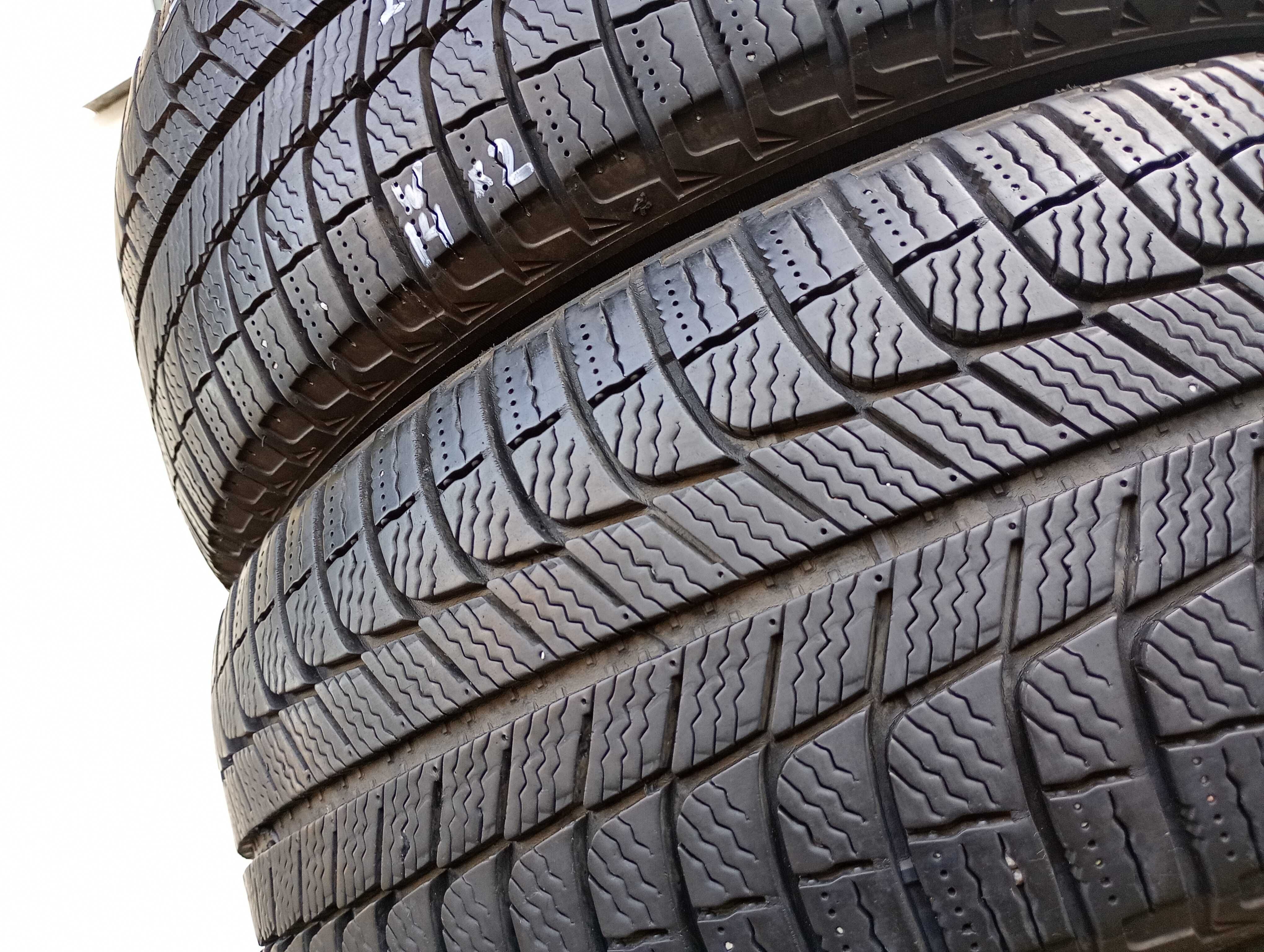 205/55 r16 2шт Michelin 22р. зима резина 205 55 16 (w14*2)