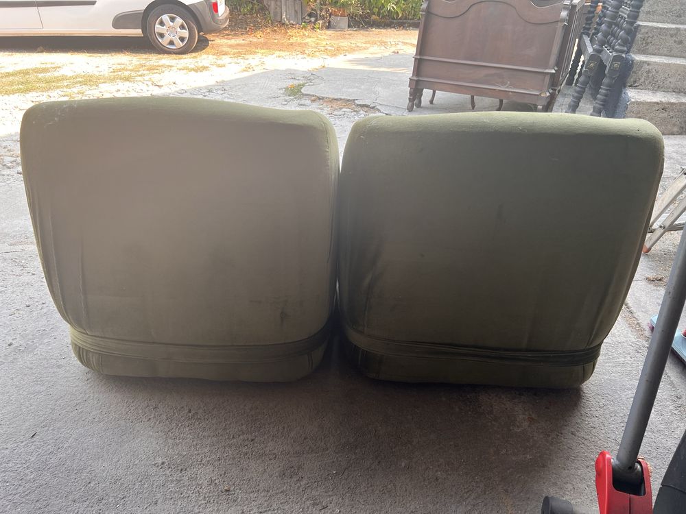3 sofas individuais