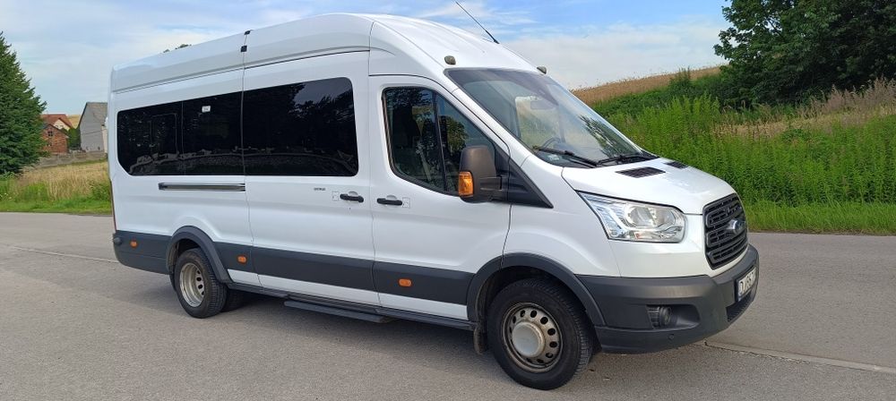 Ford Transit Autobus