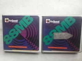 Дискеты большие.Remobable Hard Disk Cartridge 88MB