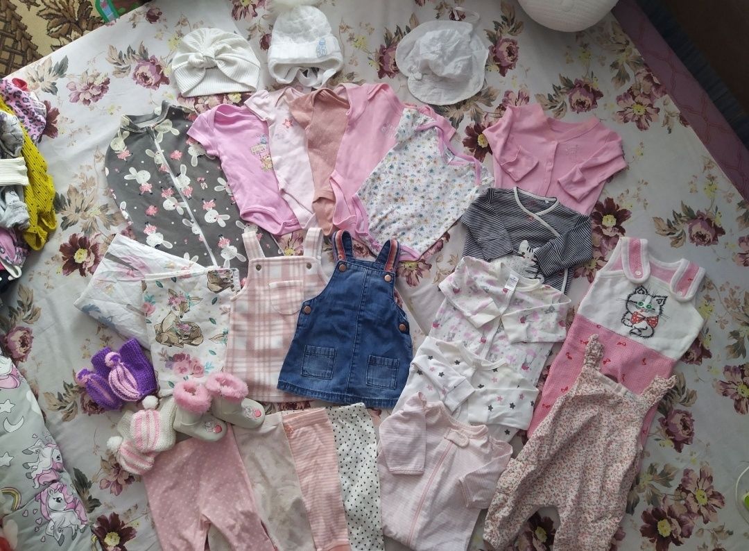Набір одягу для новонародженої дівчинки