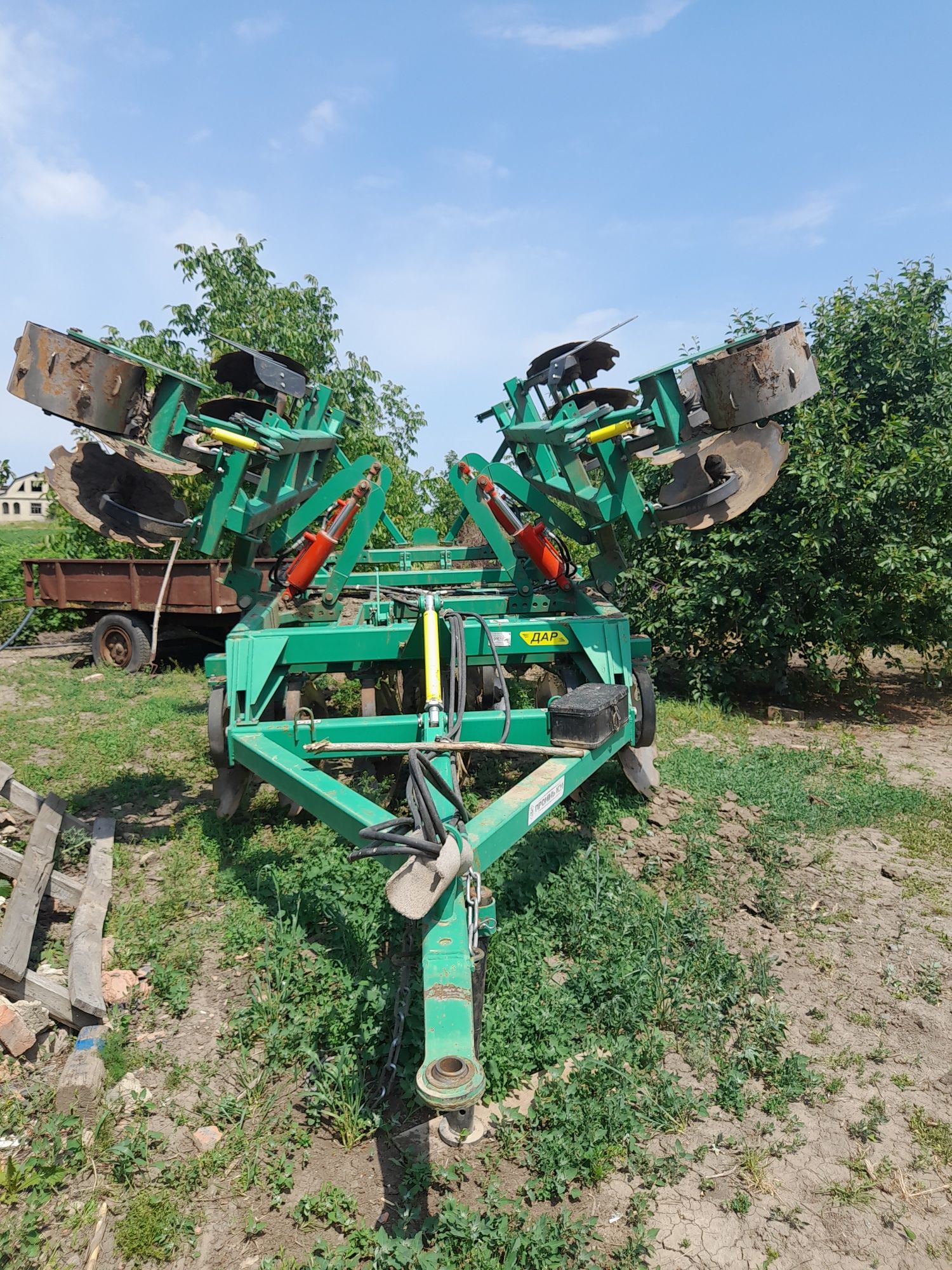 Продам дискову борону  ДАР 4.0С
