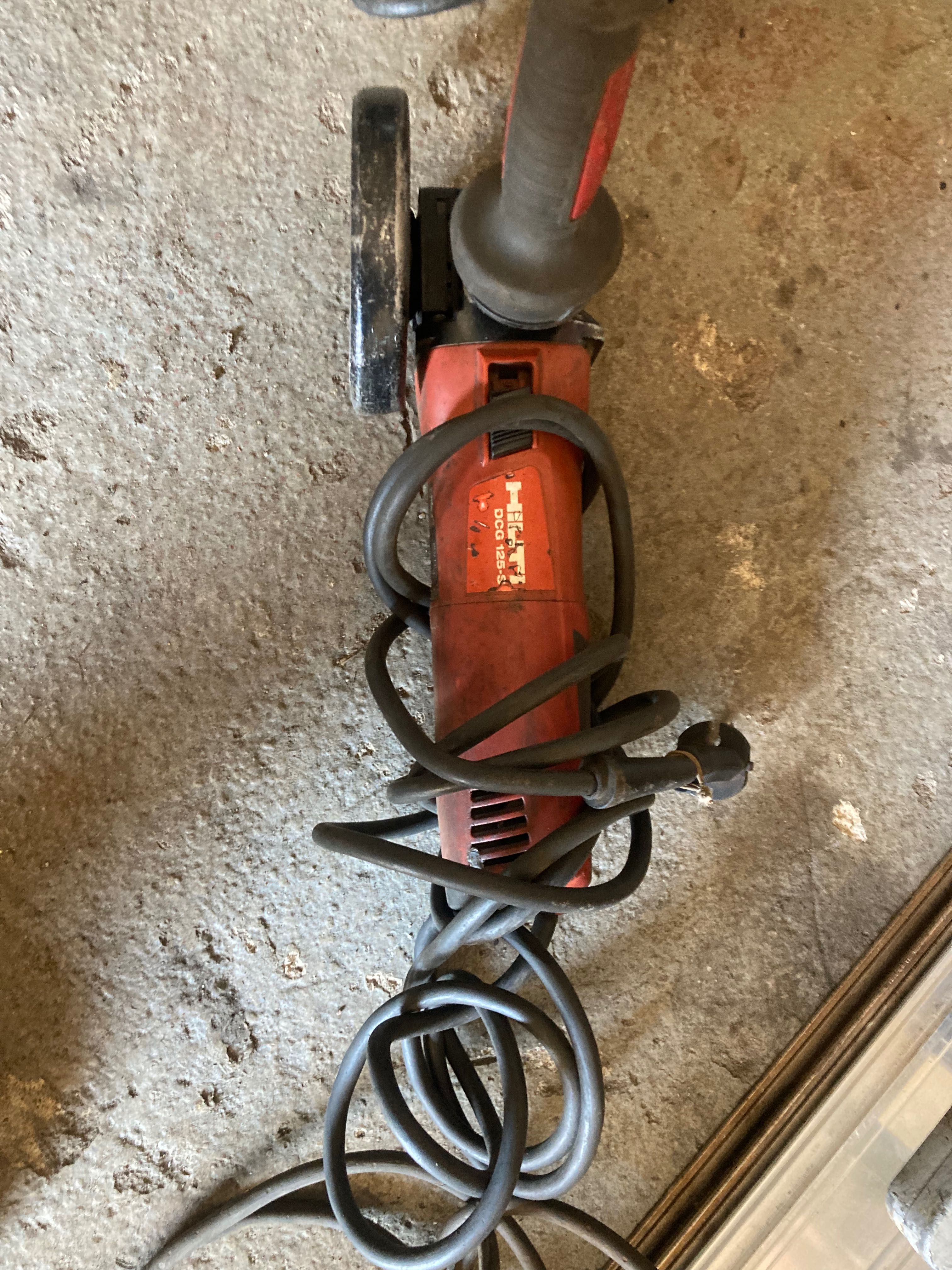 Szlifierka Hilti DCG 125-s używana 1400 w