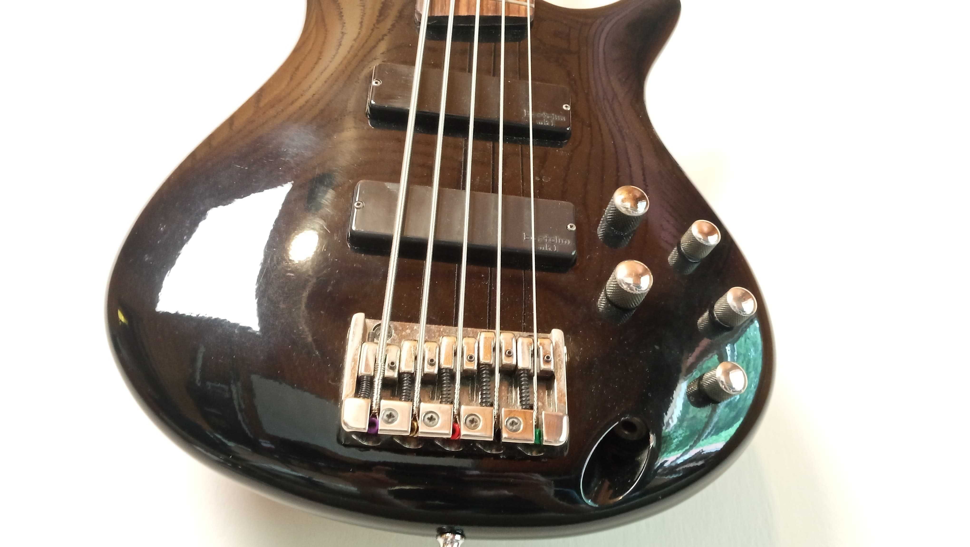 Ibanez SR505 - bas pięciostrunowy