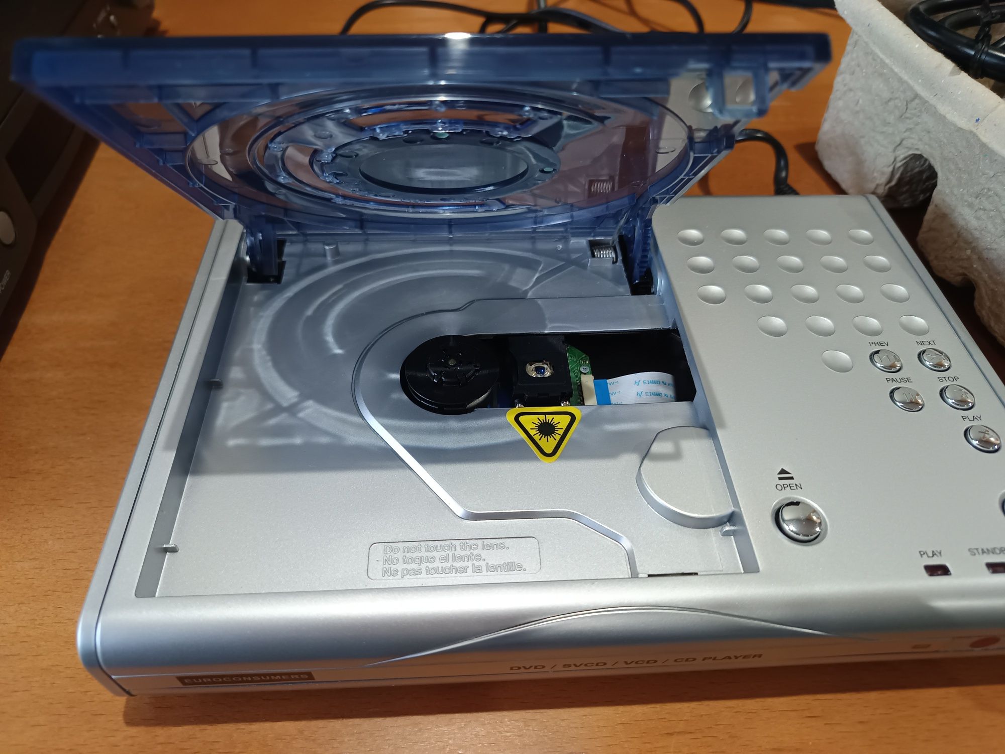Leitor de CDs praticamente como novo