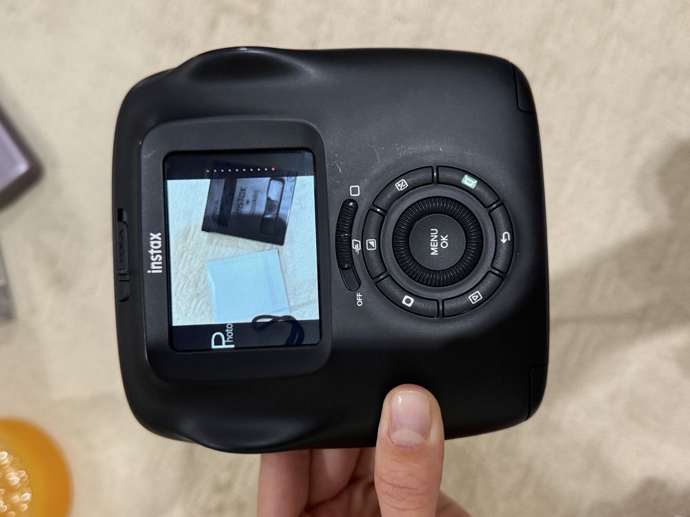 Камера Instax sq20