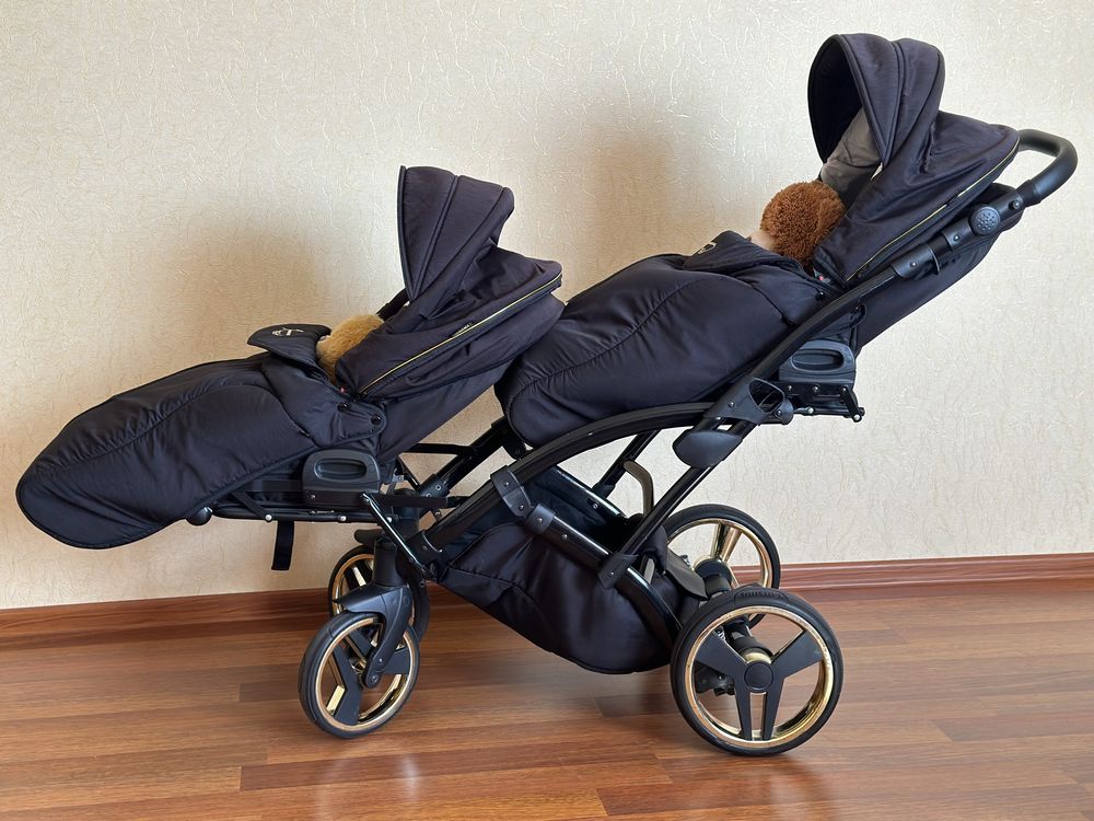 Продам візок для двійні, Junama duo slim в чорній рамі