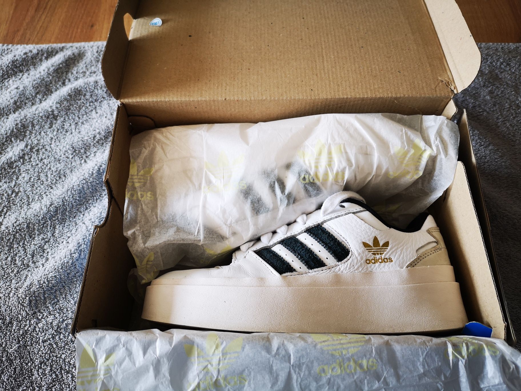 Adidas Forum Bonega W rozmiar 37 1/3