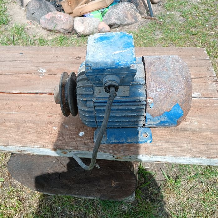 Silnik elektryczny 230/400v