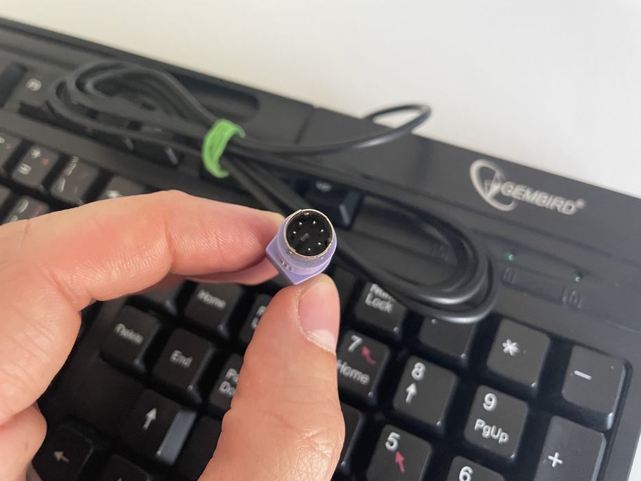 Старая Клавиатура для ПК с розьемом PS/2 клавіатура клава HP Gembird