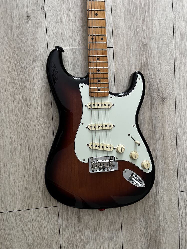 Fender stratocaster Vintera 50s Modified