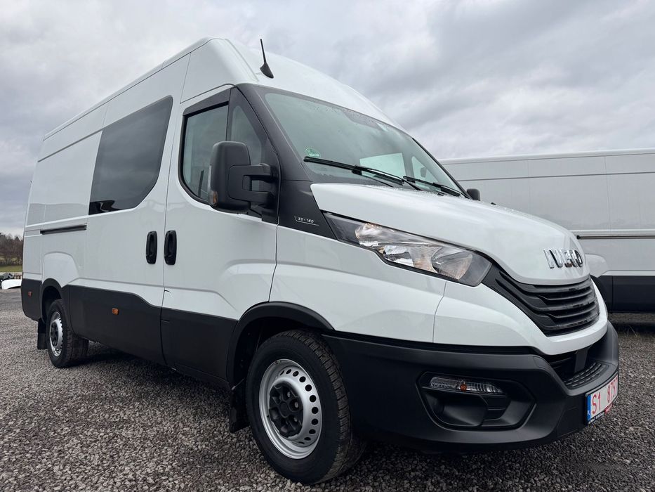 Iveco Daily Brygadówka Średni 7 os Kamera GWARNACJA  Gwarancja Przebiegu !!!