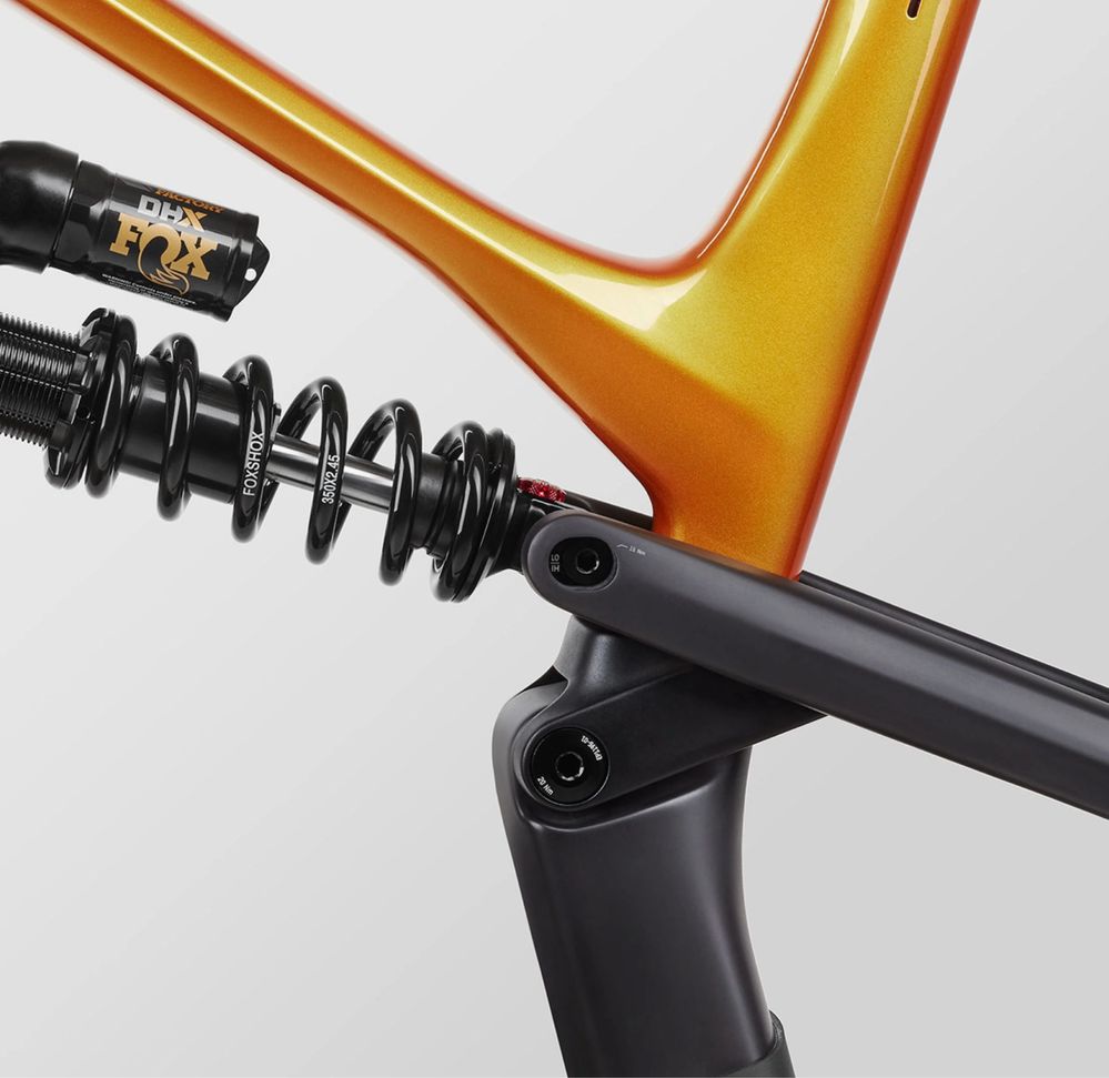 Nowy Canyon Spectral CF 8 CLLCTV 29" Carbon rozmiar S