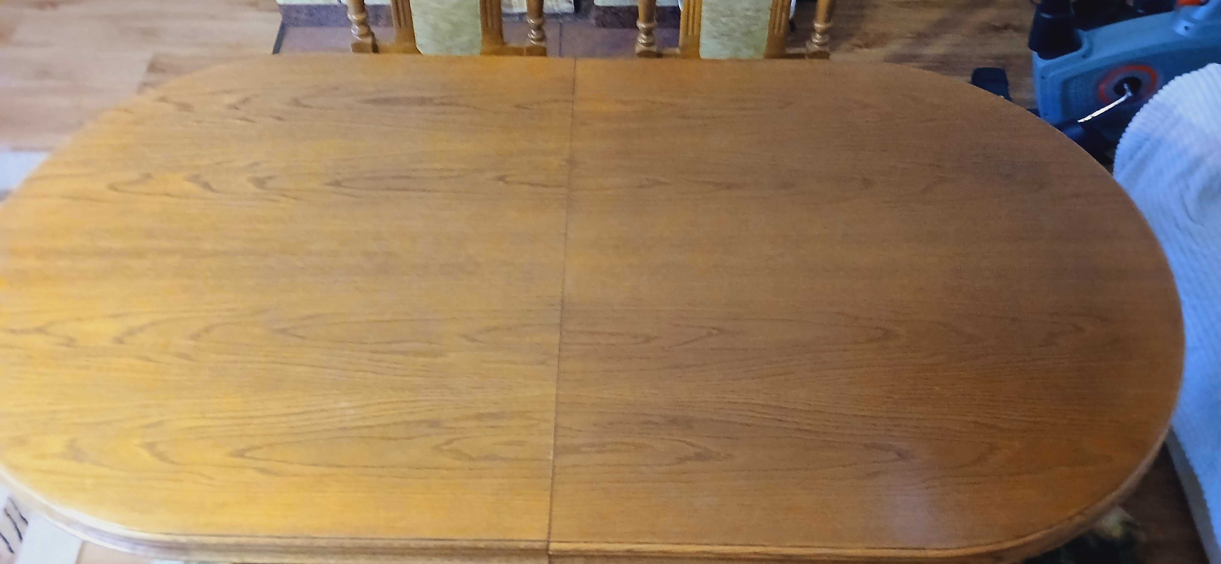 Stół rozkładany + 6 krzeseł