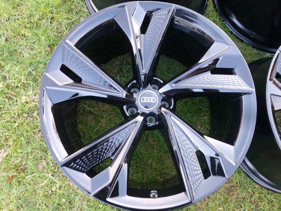 Felgi Audi Q7 Q8 Rs6 Rs7 S8 A8 Logo audi Sport