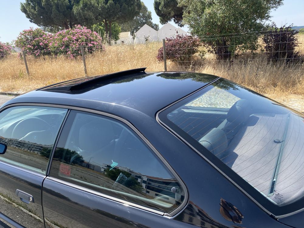 BMW 318is pack m interior