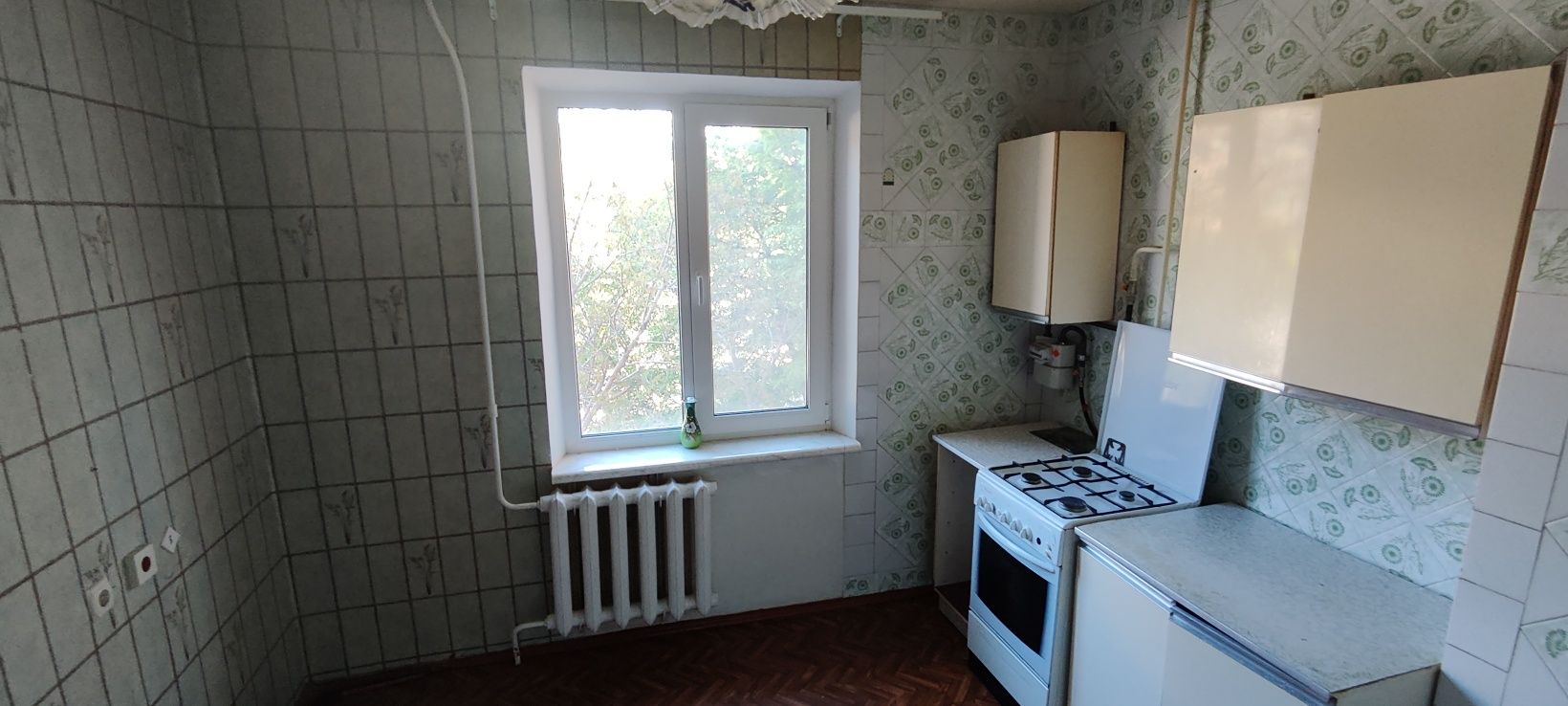 Код44Продам 1к Вильямса/Королева