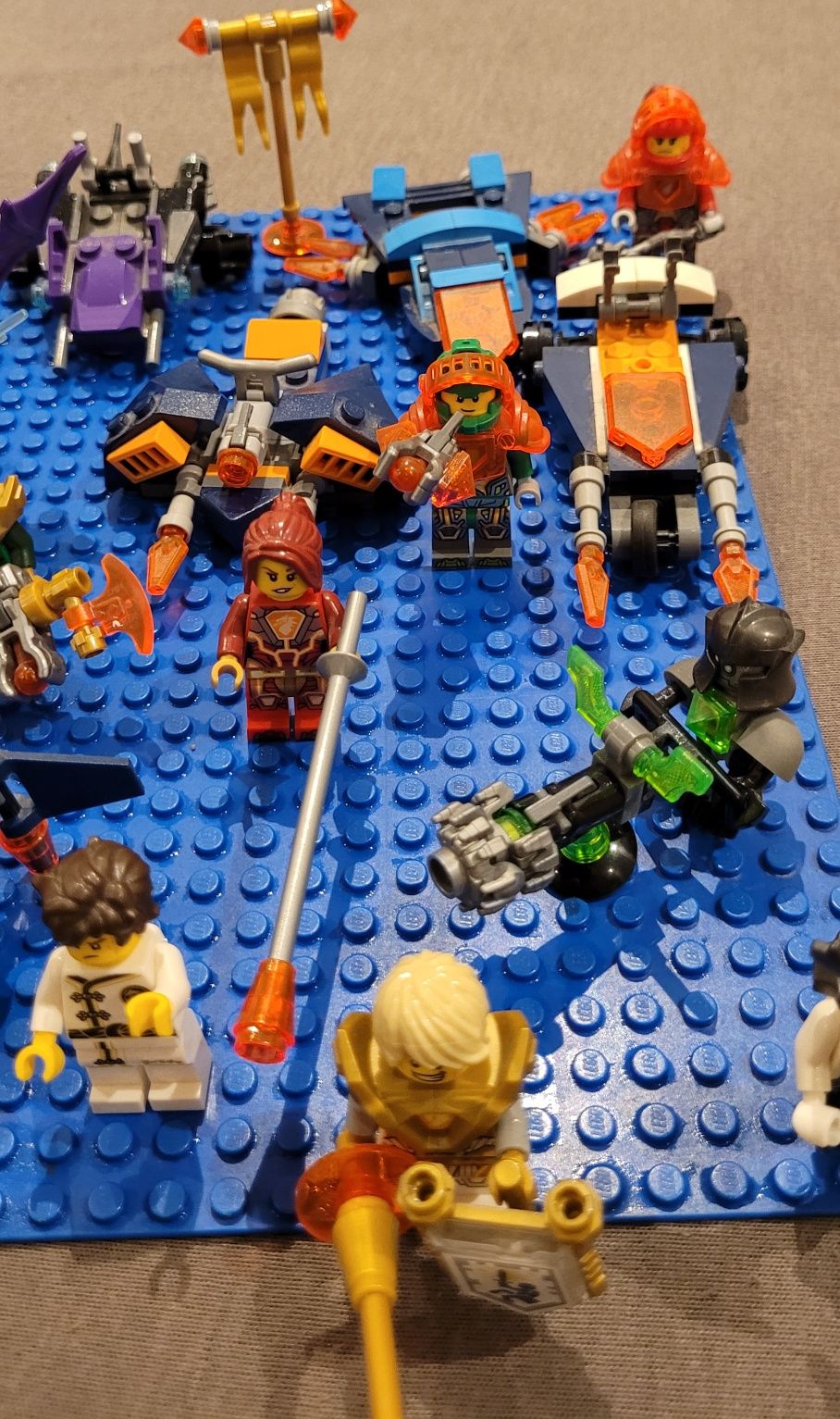 Lego Nexo Knights Figurki kolekcjonerskie i pojazdy