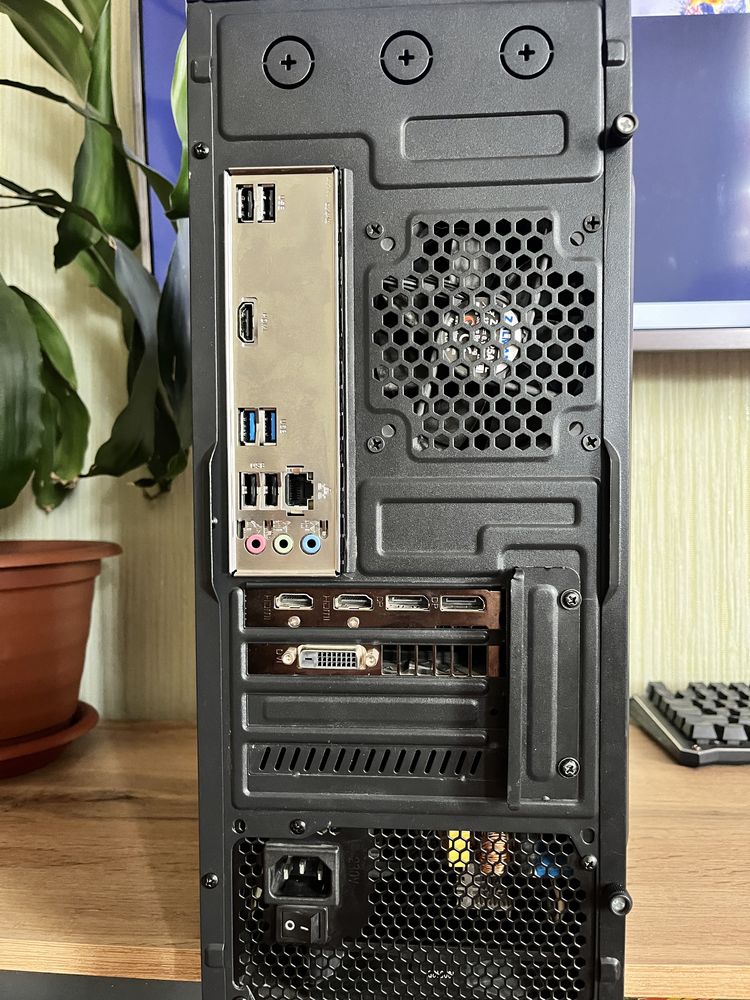 i3 10100f, RX580 8gb, 16gb DDR4, 120gb SSD ігровий компʼютер