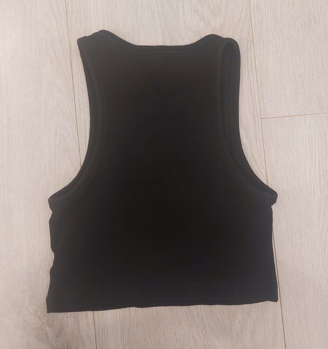 Czarny top z odkrytymi ramionami z New Yorkera rozmiar S