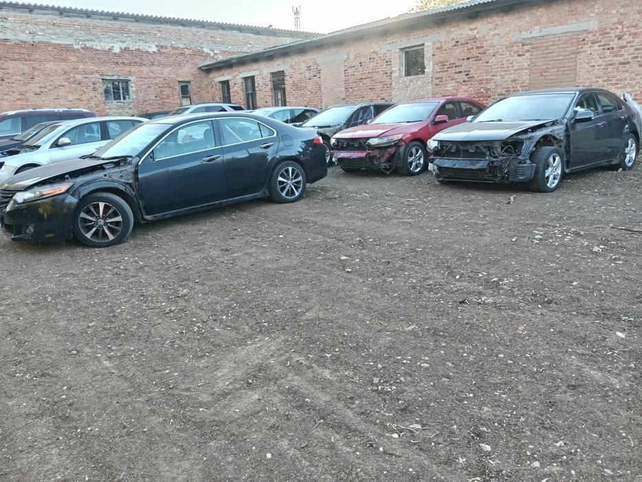 Бампер Honda Accord 8 (седан, універсал).