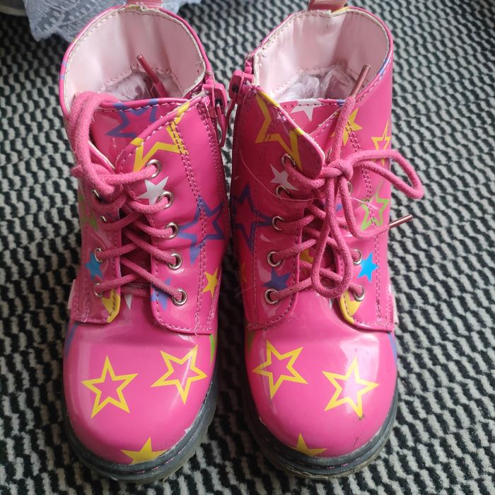 Różowe w gwiazdki buty zimowe rozmiar 28