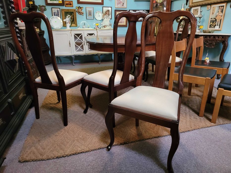 Cadeiras de sala - Valor unitário - Muito bom estado gera