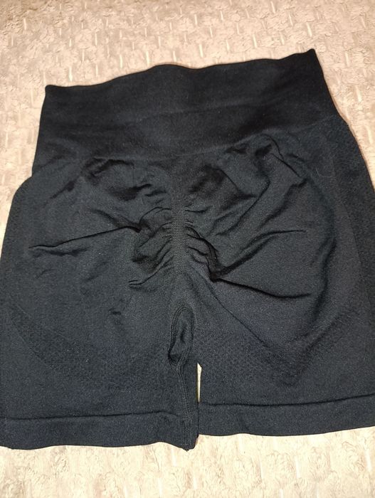 Жіночі трендові утягуючі велосипедки