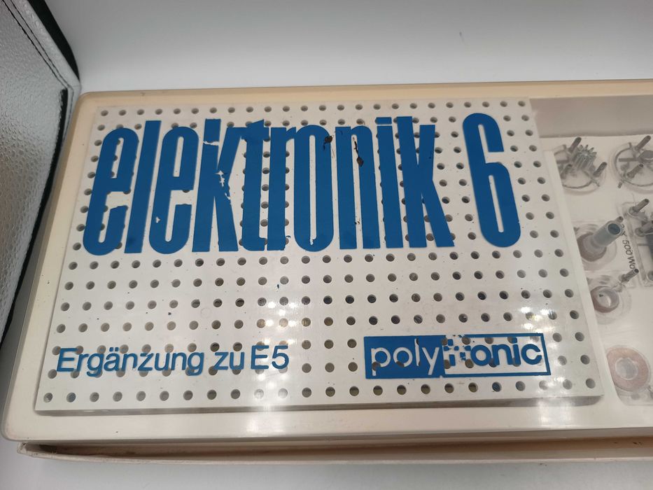 Zestaw edukacyjny Mały Elektronik 6 Polytronic DDR PRL