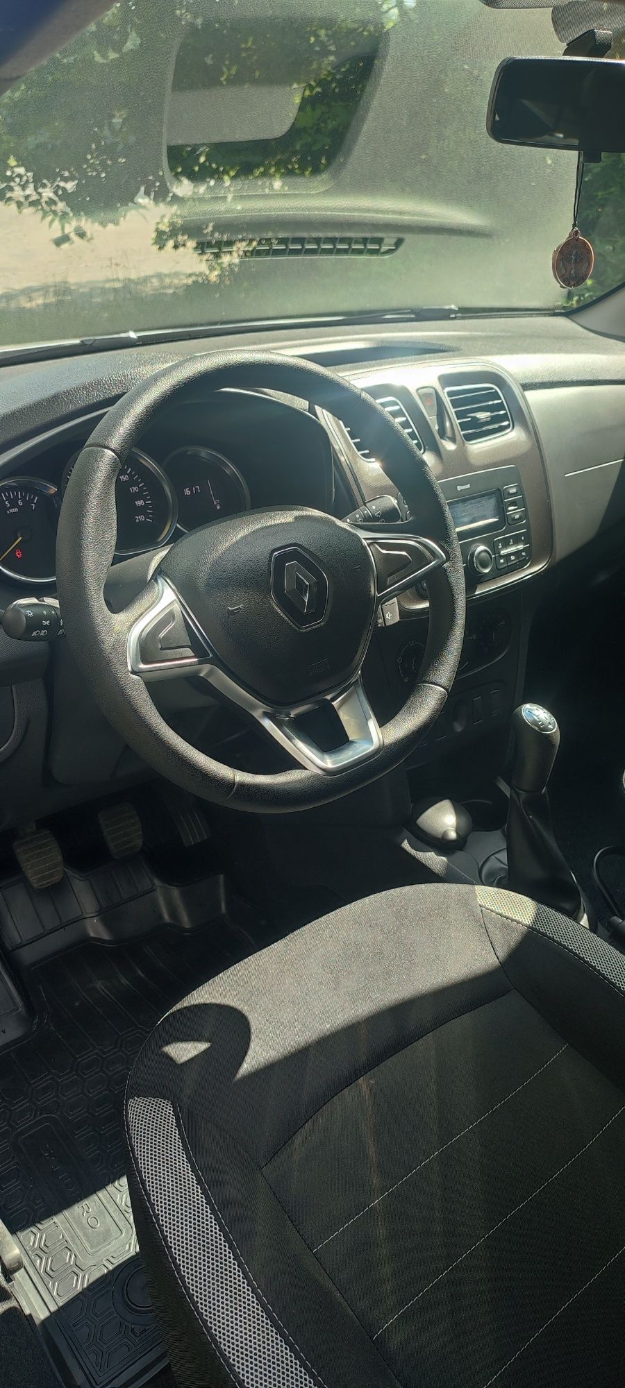 Автомобіль Renault sandero stepway