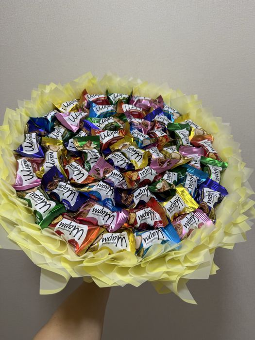 Букет з цукерок, рафаелло, подарунок