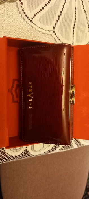 Portfel damski skóra naturalna kolor wiśniowy STEVENS nowy.