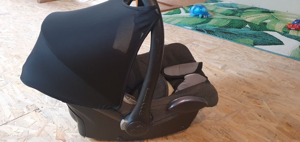 Nosidełko maxi cosi z bazą