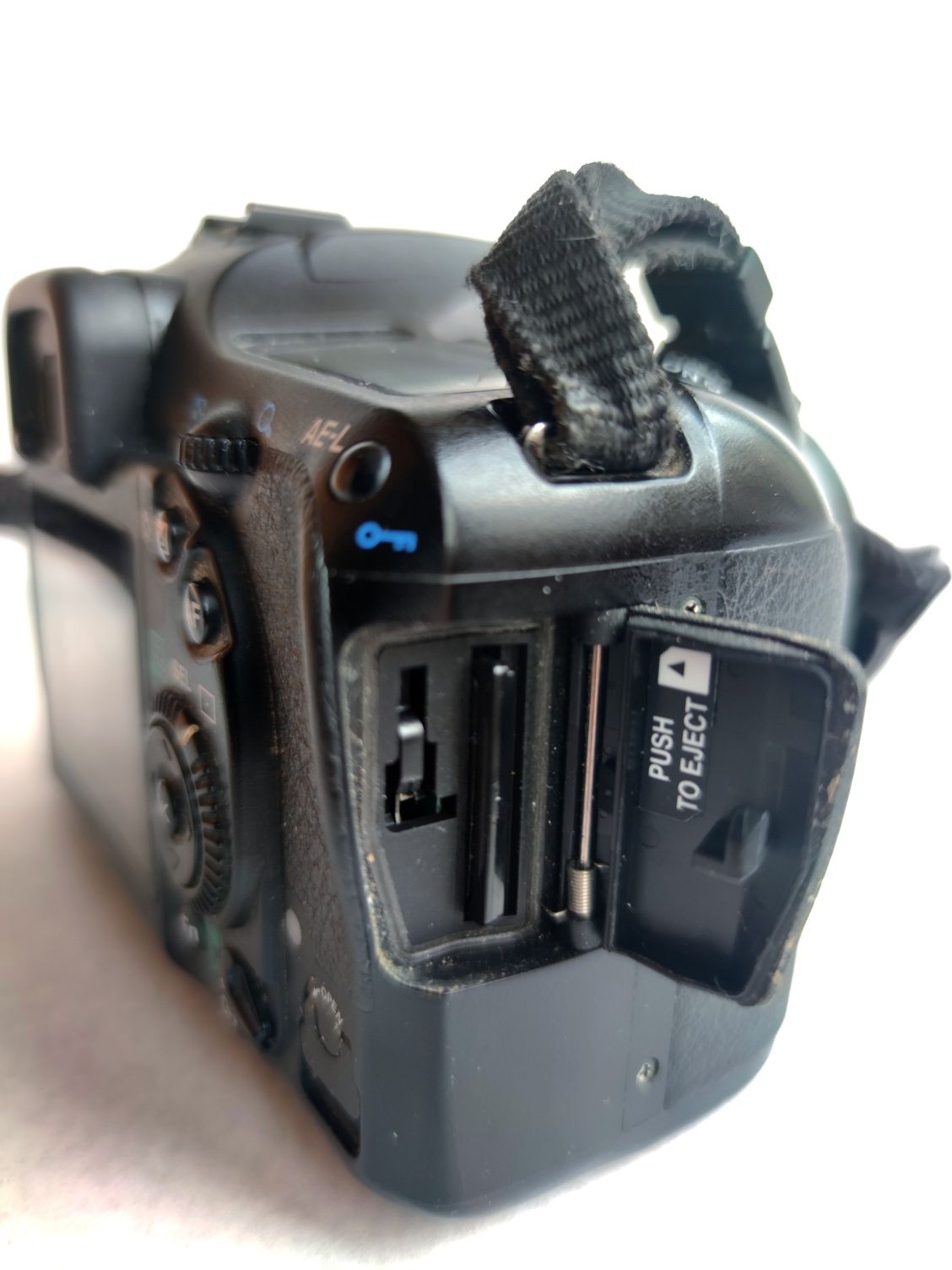 Pentax K20D body дзеркальна фотокамера