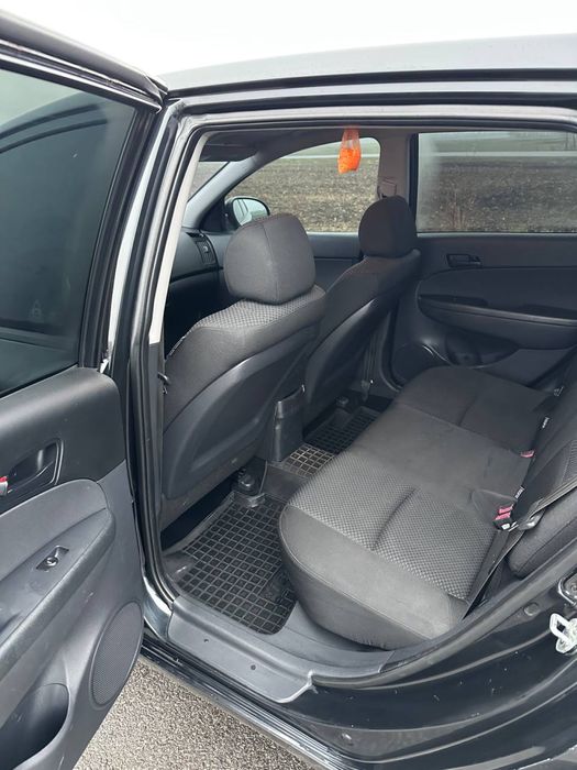 Hyundaiу i30cw 1.4 MPi