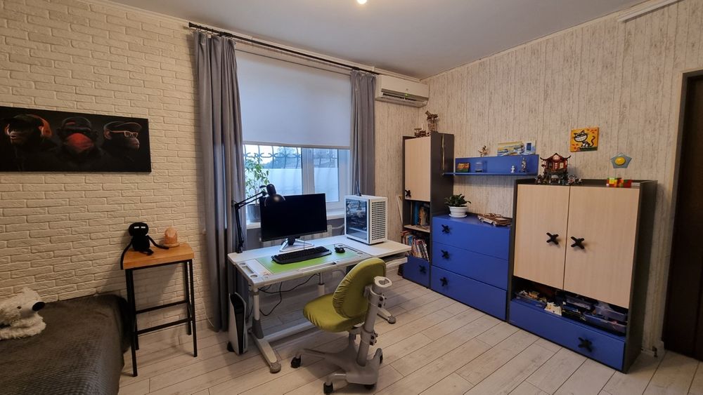 Дитяча кімната. Шафа. Комод.