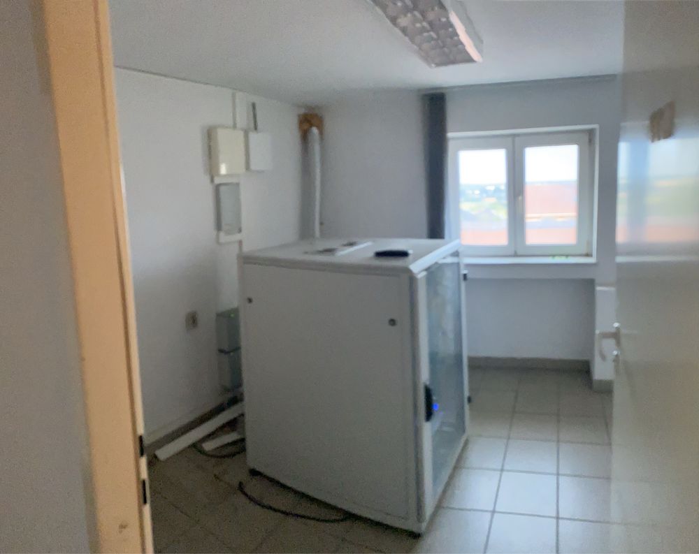 Magazyn/ biura/ sklep 300 m2 -  Poznań Janikowo BEZPOŚREDNIO