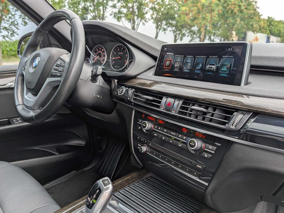 BMW X5 F15 2017р.в. 3.0 бензин 200тис.км. ІДЕАЛЬНИЙ СТАН БЕЗ ВКЛАДЕНЬ!