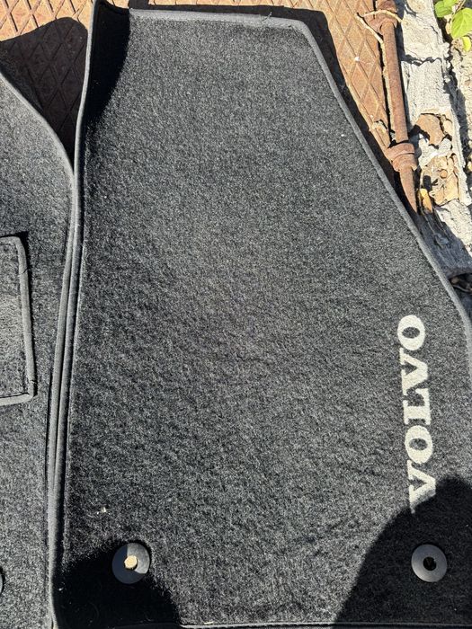 Килимки оригінал Volvo s40 v50