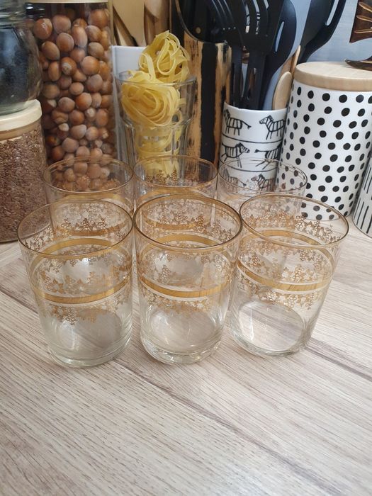 Ozdobne szklanki 6szt PRL złocone sliczne ornament