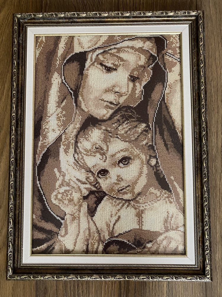 Образ «Матір Божа з немовлям»
