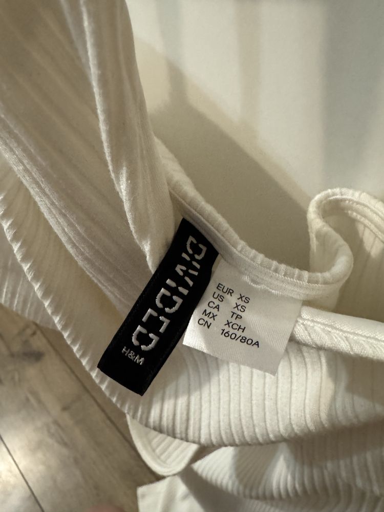 Біле плаття h&m міді