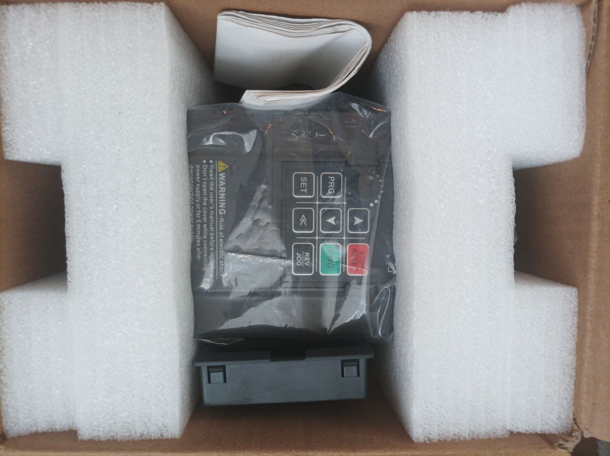 Частотний перетворювач VEICHI AC70E-S2-2R2G 2.2кВт,10А 1/3фази 220в