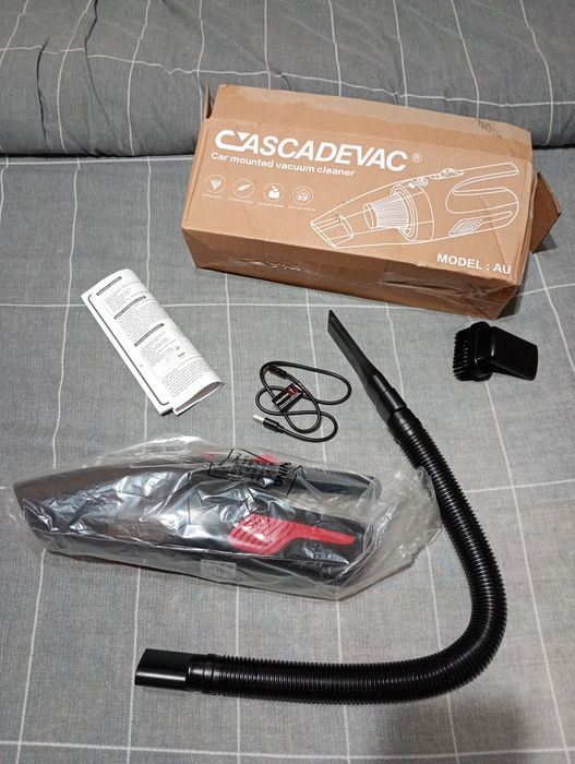 Автомобільний пилосос